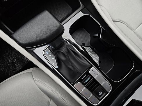 New 2026 Hyundai Tucson SE image 19