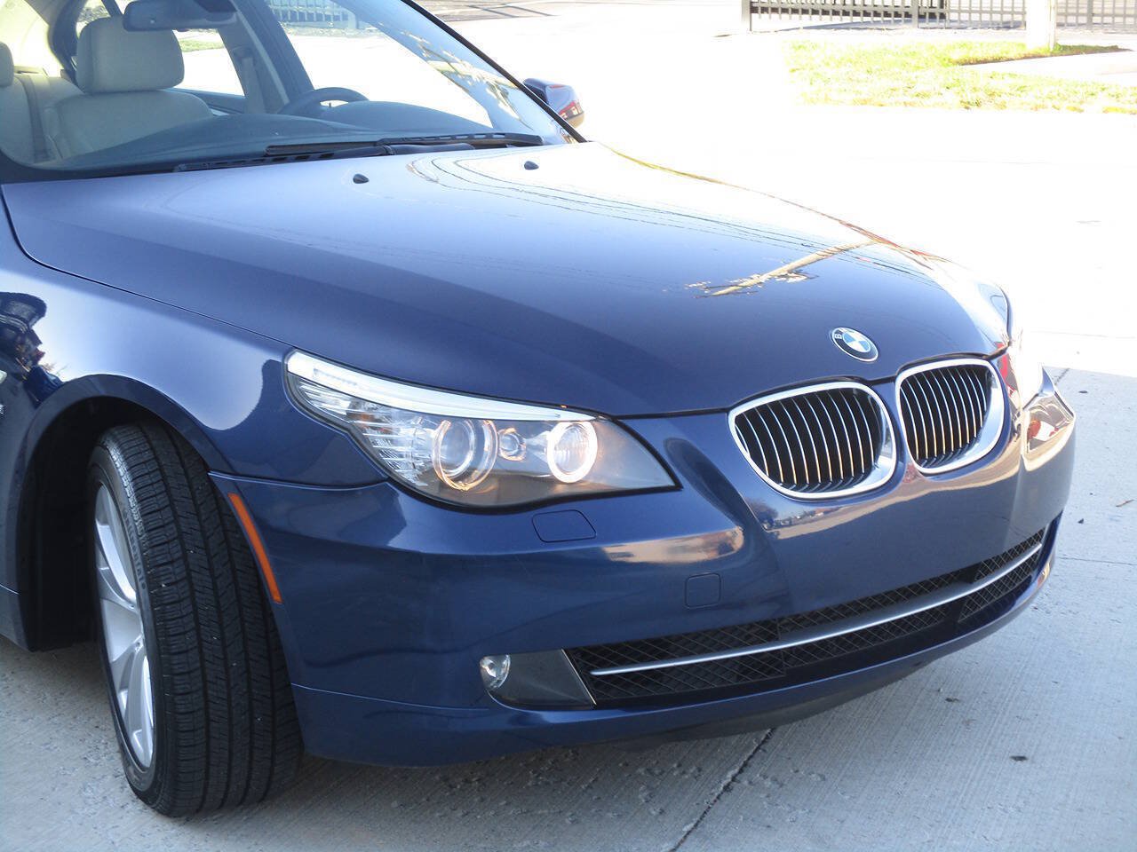 Used 2010 BMW 535i xDrive Sedan AWD/4WD image 44