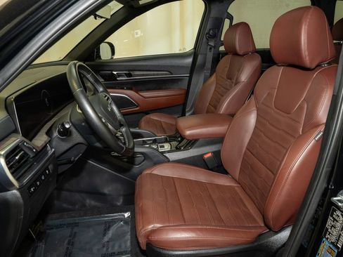 Used 2023 Kia Telluride SX Prestige image 13