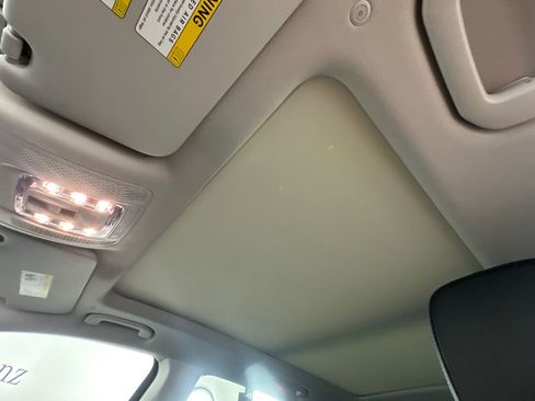 Certified 2025 Mercedes-Benz GLE 350 4MATIC image 34