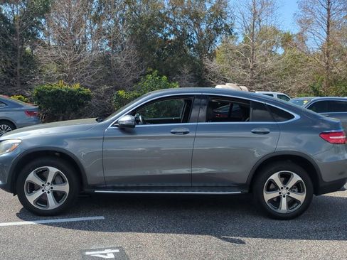 Used 2017 Mercedes-Benz GLC 300 4MATIC Coupe image 8