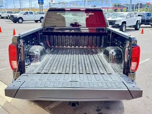 Used 2021 GMC Sierra 1500 SLE w/ Remote Start Package AWD/4WD image 12