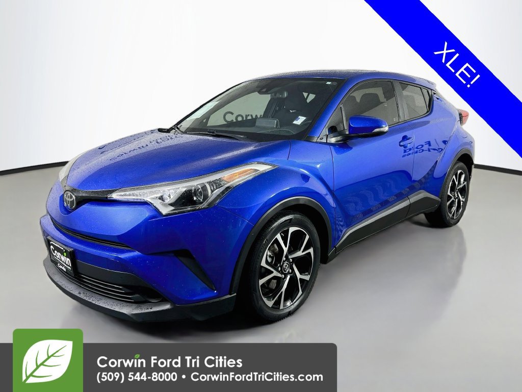 Used 2019 Toyota C-HR XLE FWD image 4