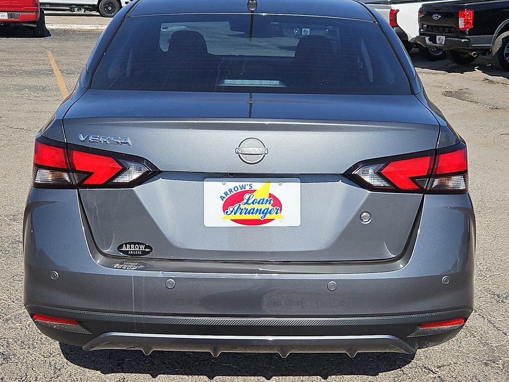 Used 2025 Nissan Versa S FWD image 15