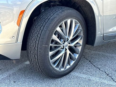 New 2026 Buick Enclave Avenir w/ Super Cruise Package AWD/4WD image 25