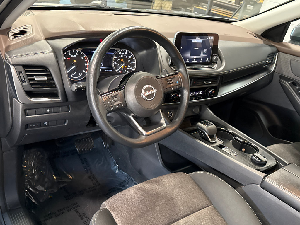Used 2023 Nissan Rogue SV AWD/4WD image 6
