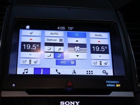 Used 2019 Ford Taurus Limited image 25