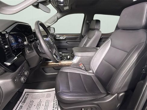 Used 2024 Chevrolet Silverado 1500 RST image 17