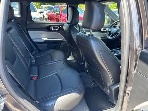 Used 2023 Jeep Compass Limited AWD/4WD image 22