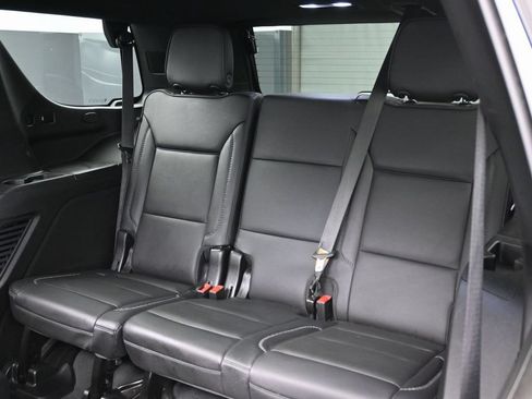 Used 2024 GMC Yukon Denali AWD/4WD image 28