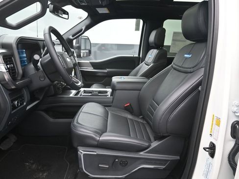 New 2026 Ford F450 Platinum AWD/4WD image 18