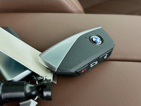 New 2026 BMW X5 xDrive50e w/ Premium Package AWD/4WD image 49