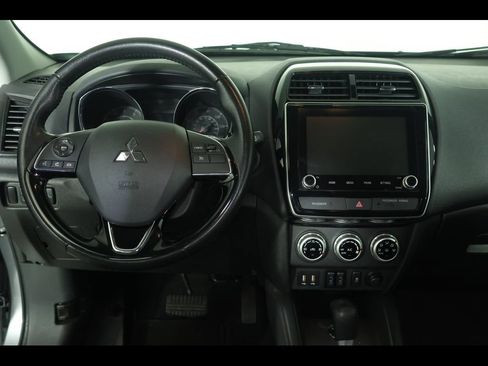 Used 2024 Mitsubishi Outlander Sport SE AWD/4WD image 13