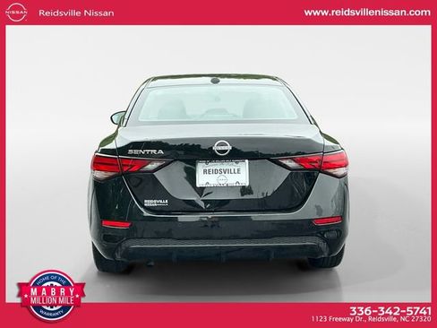 Used 2025 Nissan Sentra SV FWD image 5