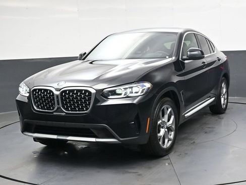 Used 2023 BMW X4 xDrive30i w/ Premium Package AWD/4WD image 10