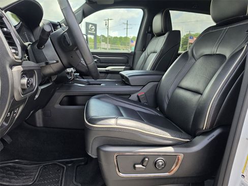 Used 2023 RAM 1500 Limited w/ Body Color Bumper Group AWD/4WD image 18