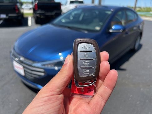 Used 2020 Hyundai Elantra Value Edition FWD image 45