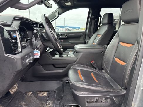 Used 2025 GMC Sierra 1500 AT4 w/ AT4 Premium Package image 13