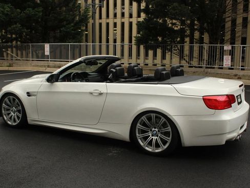 Used 2011 BMW M3 Convertible RWD image 14