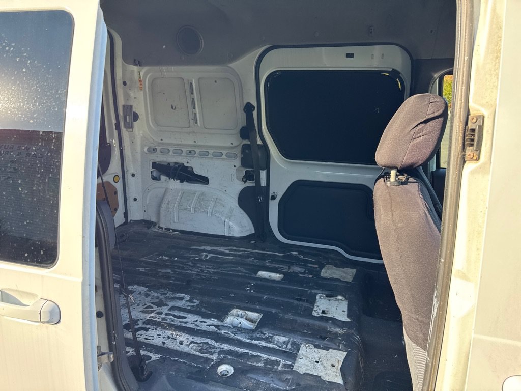 Used 2013 Ford Transit Connect XLT FWD image 12