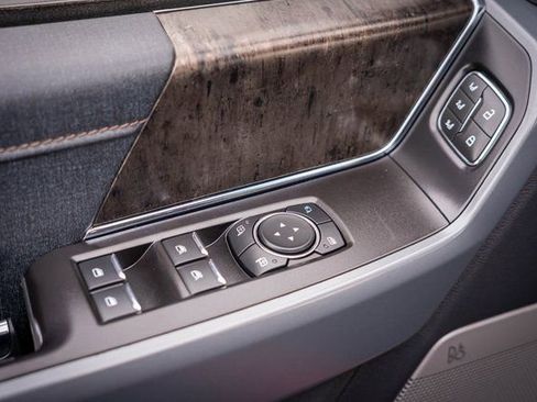 Used 2022 Ford F150 Lightning Lariat w/ Max Trailer Tow Package image 16