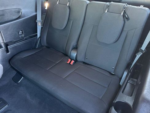 Used 2020 Ford Explorer XLT image 16