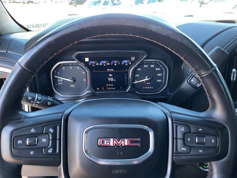 Used 2019 GMC Sierra 1500 AT4 w/ Off Road Performance Package image 11