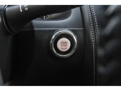 Used 2017 Nissan Armada SV image 23