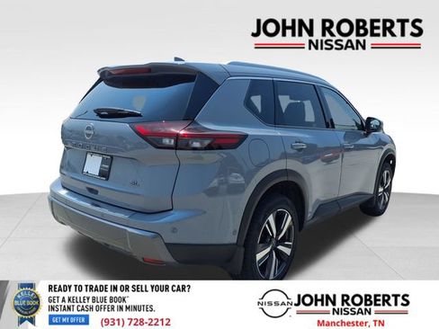 Certified 2025 Nissan Rogue SL FWD image 16