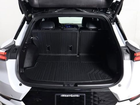 Used 2024 Chevrolet Equinox EV RS w/ LPO, All-Weather Mat Package image 17