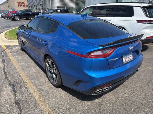 Used 2018 Kia Stinger GT1 image 4