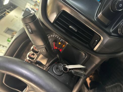 Used 2019 Chevrolet Silverado 1500 LT w/ All Star Edition AWD/4WD image 25