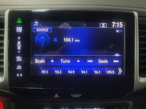 Used 2016 Honda Pilot EX image 25