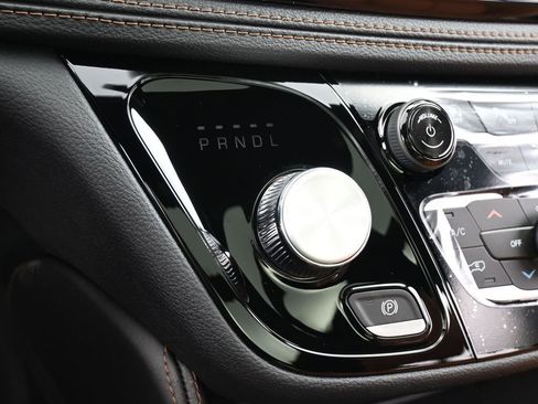 New 2026 Chrysler Pacifica Pinnacle image 19