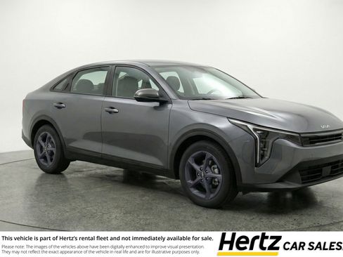 Used 2025 Kia K4 FWD image 1