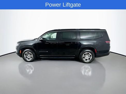 Used 2023 Jeep Wagoneer L 4WD image 10