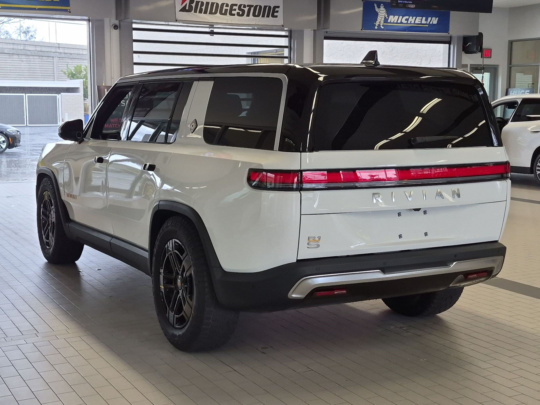 Used 2024 Rivian R1S Adventure Quad AWD/4WD image 7