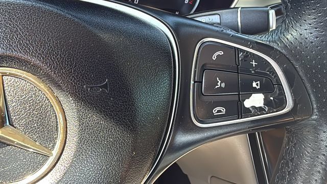 Used 2018 Mercedes-Benz GLC 300 image 19