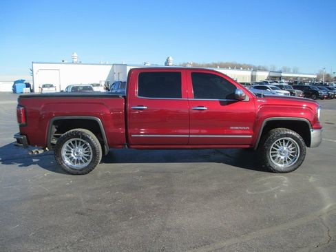 Used 2017 GMC Sierra 1500 SLT image 2