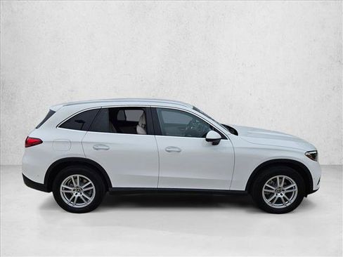 Certified 2026 Mercedes-Benz GLC 300 4MATIC image 4