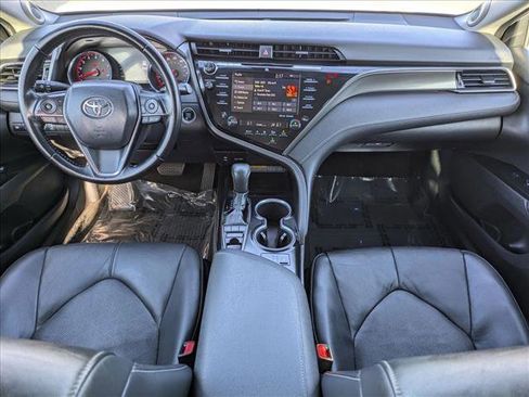 Used 2019 Toyota Camry XSE image 17