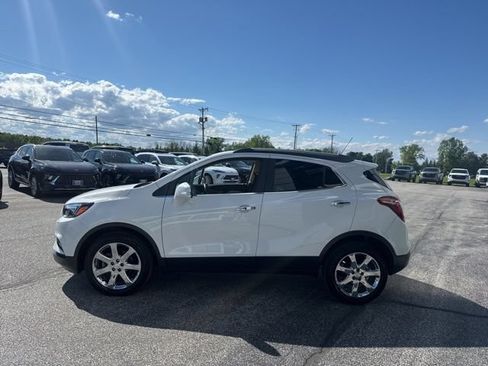 Certified 2019 Buick Encore Essence w/ Experience Buick Package AWD/4WD image 4