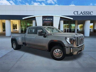 New 2025 GMC Sierra 3500 Denali w/ Denali Reserve Package