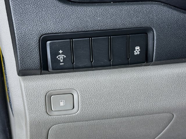 Used 2021 Kia Sedona LX FWD image 10