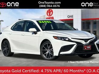 Used 2024 Toyota Camry SE video 1
