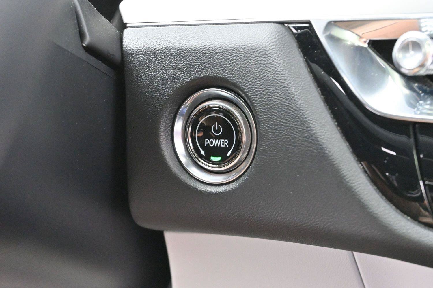 Used 2024 Cadillac Lyriq Luxury AWD/4WD image 25