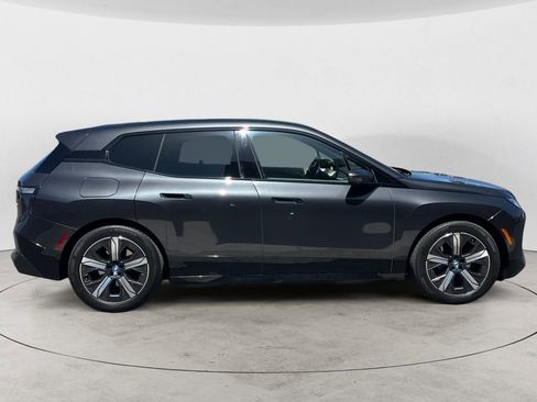 Used 2023 BMW iX xDrive50 w/ Premium Package AWD/4WD image 8