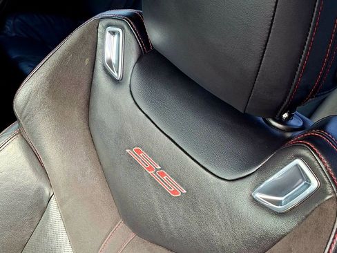 Used 2015 Chevrolet SS image 29