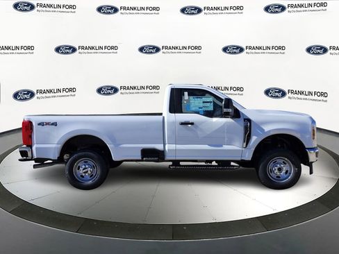 New 2026 Ford F250 XL w/ XL Chrome Package image 6