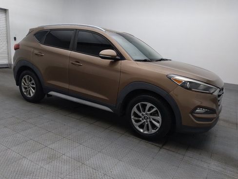 Used 2017 Hyundai Tucson SE Plus image 11